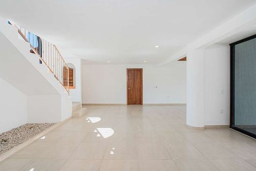 Los Angeles House, photograph 5