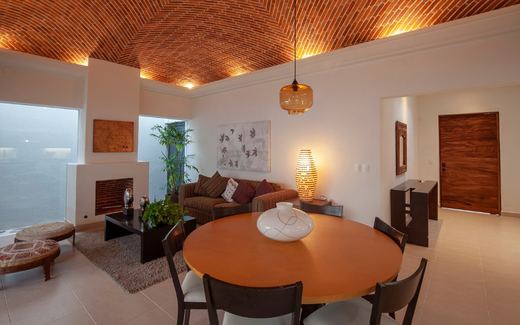 Casa Lirio #11, photograph 12
