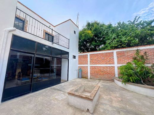 Casa Aldama, photograph 8