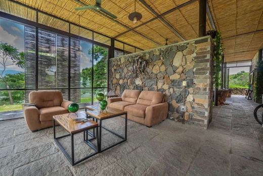 Exclusive Ranch "El divisadero", photograph 3