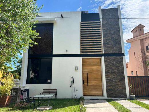 Casa Luz Moderna in Nuevo Chapala