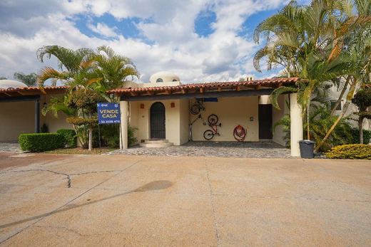 Casa Confort "La Reserva East" in La Reserva