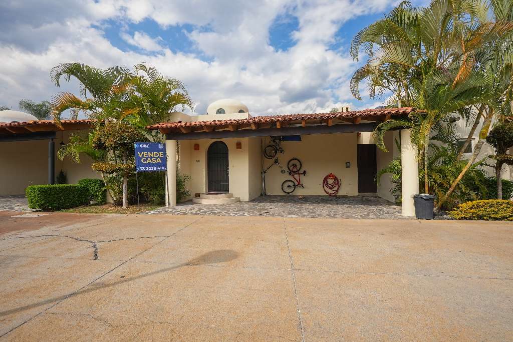 Casa Confort "La Reserva East" in La Reserva