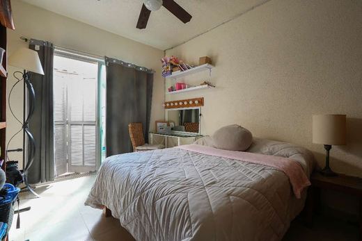 Casa Confort "La Reserva East", photograph 11
