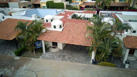 Casa Confort "La Reserva East", photograph 2