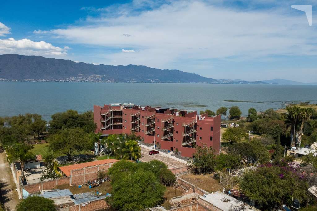Depa Lakefront amueblado in San Cristobal Zapotitlan