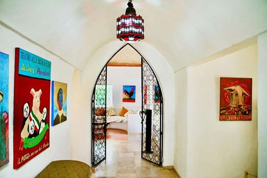 Villa del Arte, photograph 9