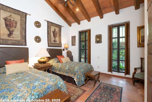 LAS Tapias -3 Acre Estate, photograph 10