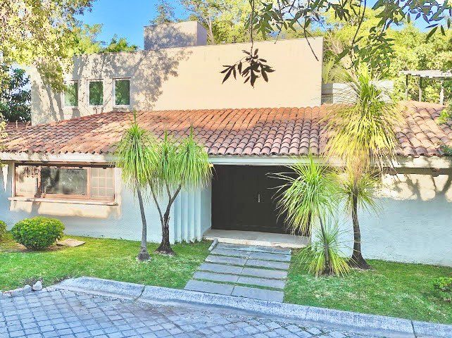 Casa Colomos Providencia in Guadalajara