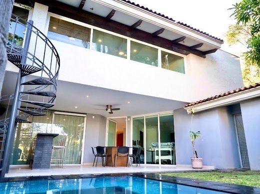 Casa Colomos Providencia, photograph 10