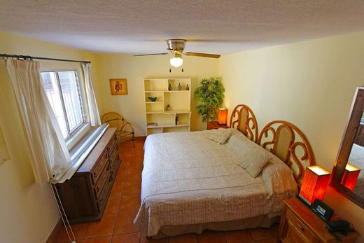 Casa Galeana, photograph 10
