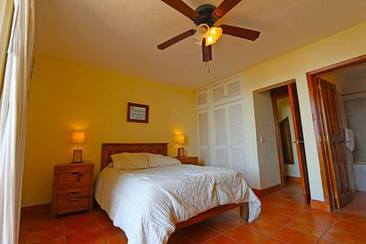 Casa Galeana, photograph 11