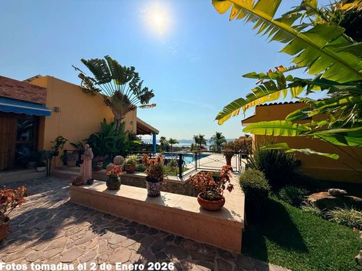 Casa Abrazo Divino in Chula Vista Norte