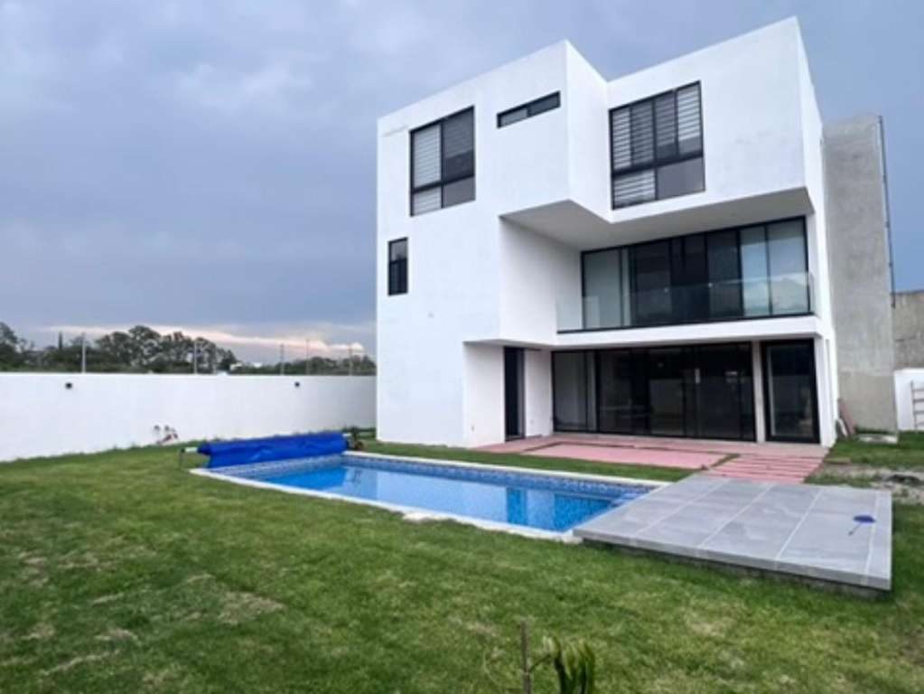 Jewel VDL in Vista del Lago