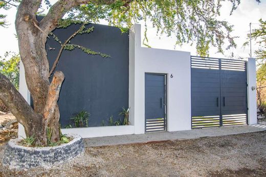 Casa Millán in Chapala