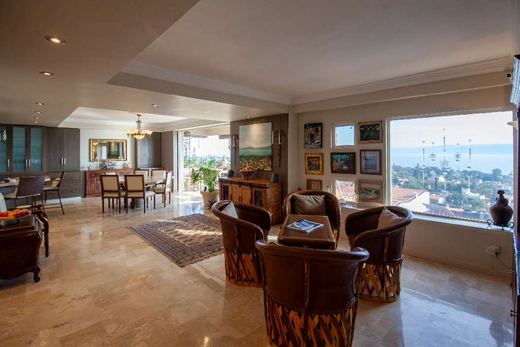Vistas Supreme, photograph 5