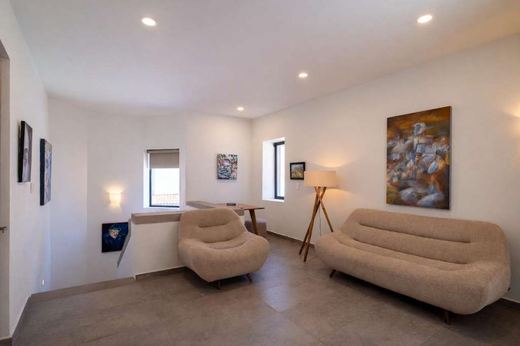 Independencia Village Condo, photograph 8