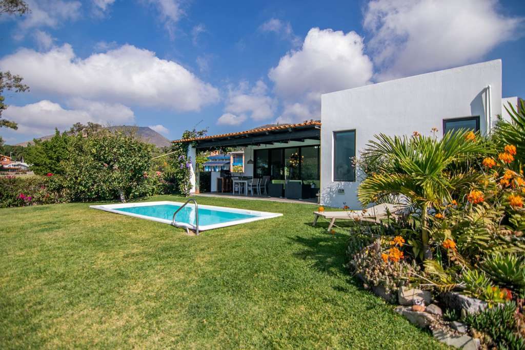 Sunset Villa in Vista del Lago
