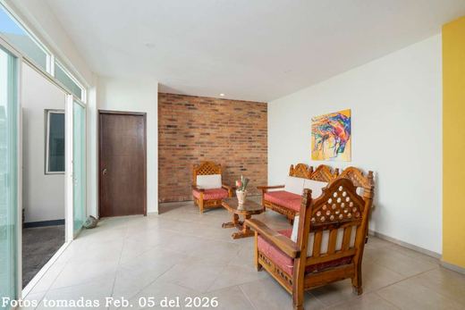 Casa Azomalli, photograph 5