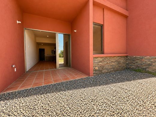 Depa Lago Luna 801, photograph 11