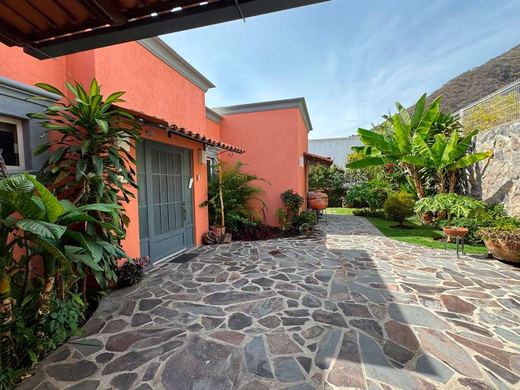 Casa Jenna in Cielo Vista