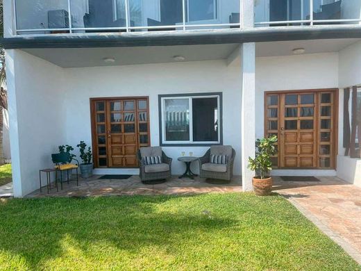 Casa Tortuga, photograph 2