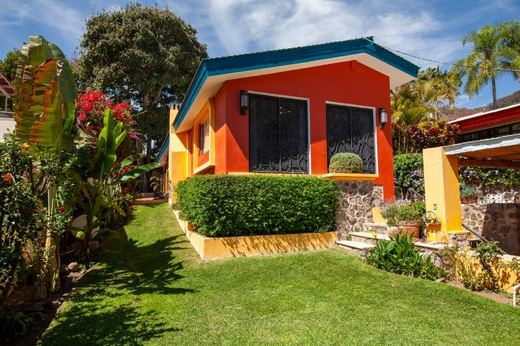 Villa Nova Spectacular in Villa Nova