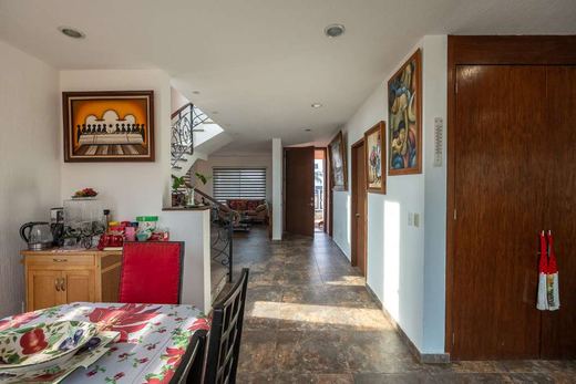 Bright modern home in Cajititlán, photograph 8