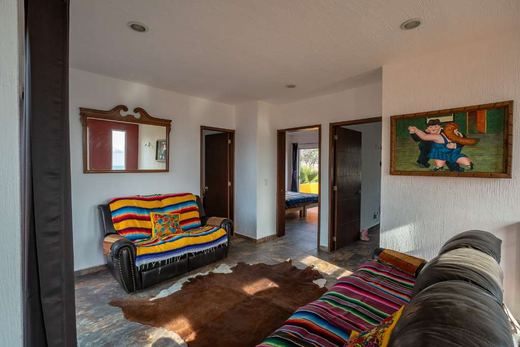 Bright modern home in Cajititlán, photograph 9