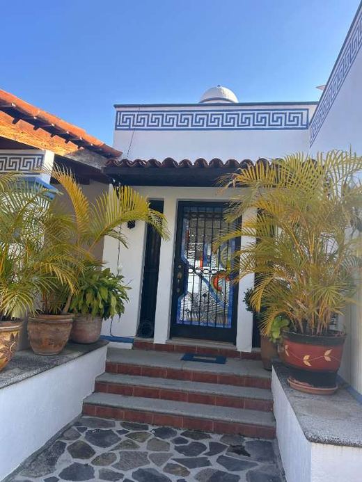 Casa Elliott, photograph 2