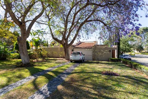 Floresta ALL-IN-ONE-Estate in Ajijic