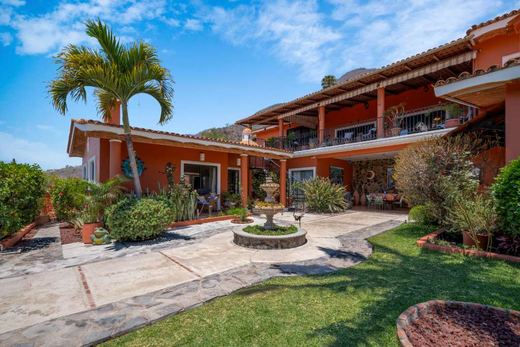 Casa Abundancia, photograph 3