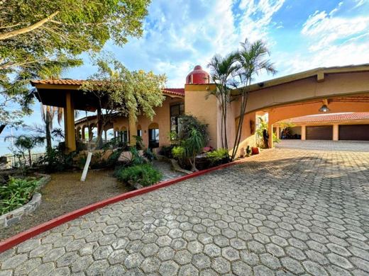 Villa Esmeralda, photograph 4
