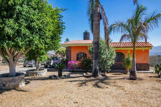 Casa Vista Linda, photograph 2