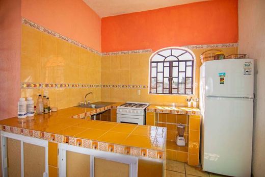 Casa Vista Linda, photograph 6