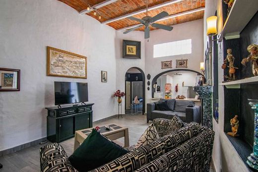 Casa Kaltec, photograph 5