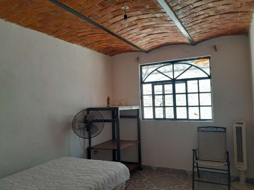 Casa Reyes, photograph 2