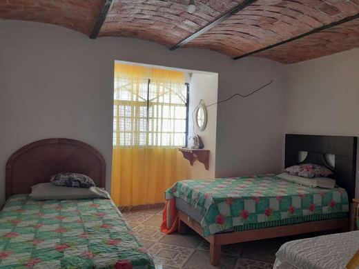 Casa Reyes, photograph 8
