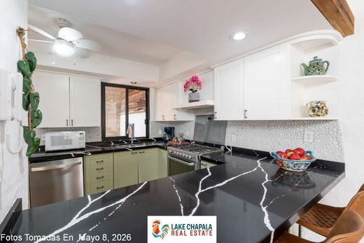 Casa Almendros - Lock & Go Living, photograph 3
