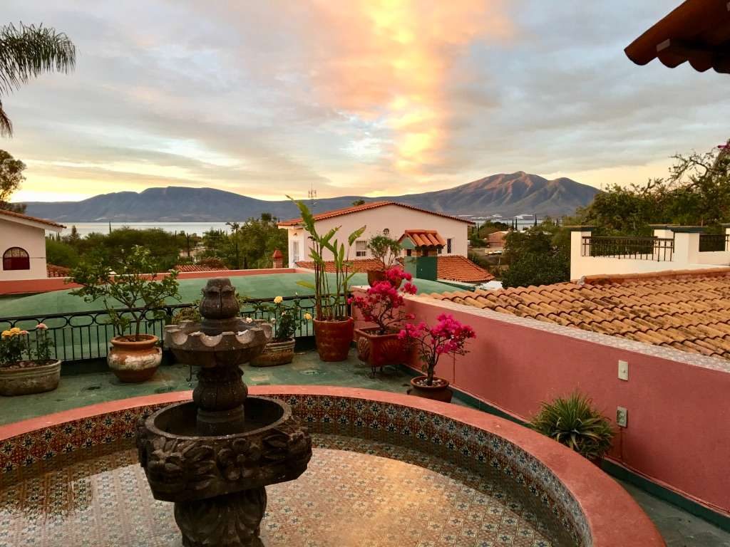 Casa Mariposa in Rancho del Oro