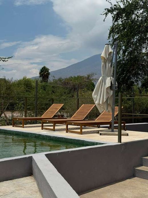 Lago Luna 602, photograph 2