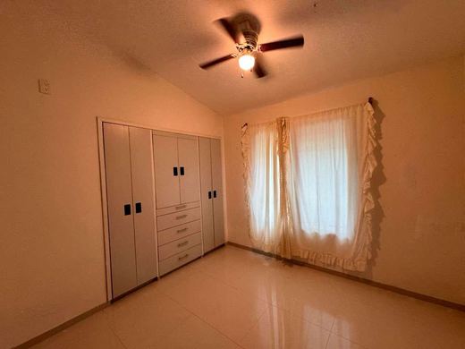 Casa Mercy, photograph 7