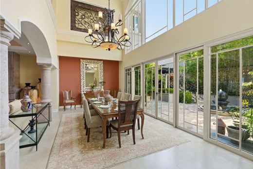 Villa Belvedere Luxury Estate, photograph 4