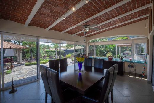 Riviera Resort, photograph 5