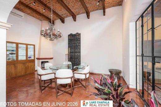 EL Molino Estate - Historic Ajijic, photograph 2