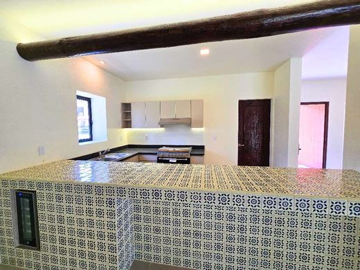 Casa Chery, photograph 7