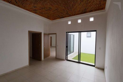 Hermosa Casa, photograph 11