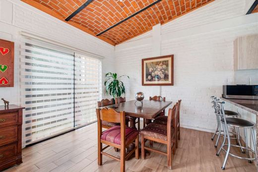 Casa Santa Monica 21, photograph 9
