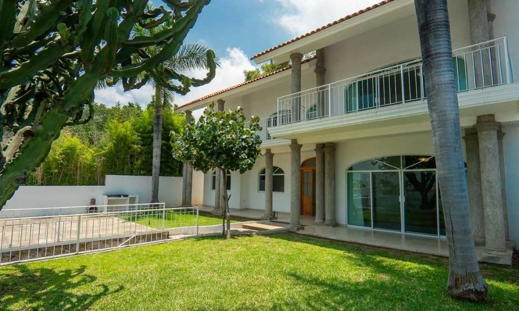 Happy Family Escape in Chula Vista Norte