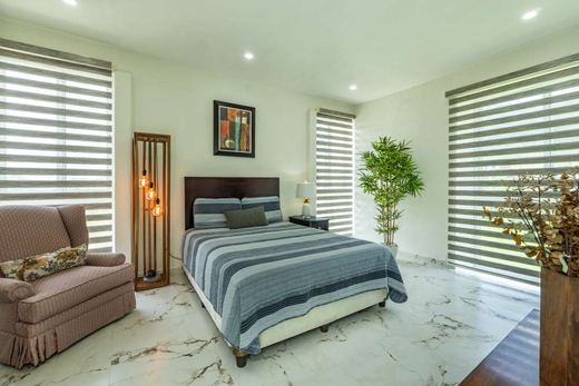 Las Aguilillas -Two Homes, photograph 10